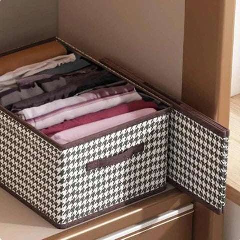 (30% DESCUENTO) Caja de ropa